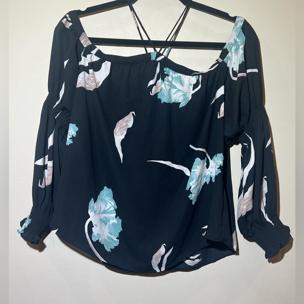 1. State mint leaf halter blouse women’s XS‎ off the shoulder floral lightweight